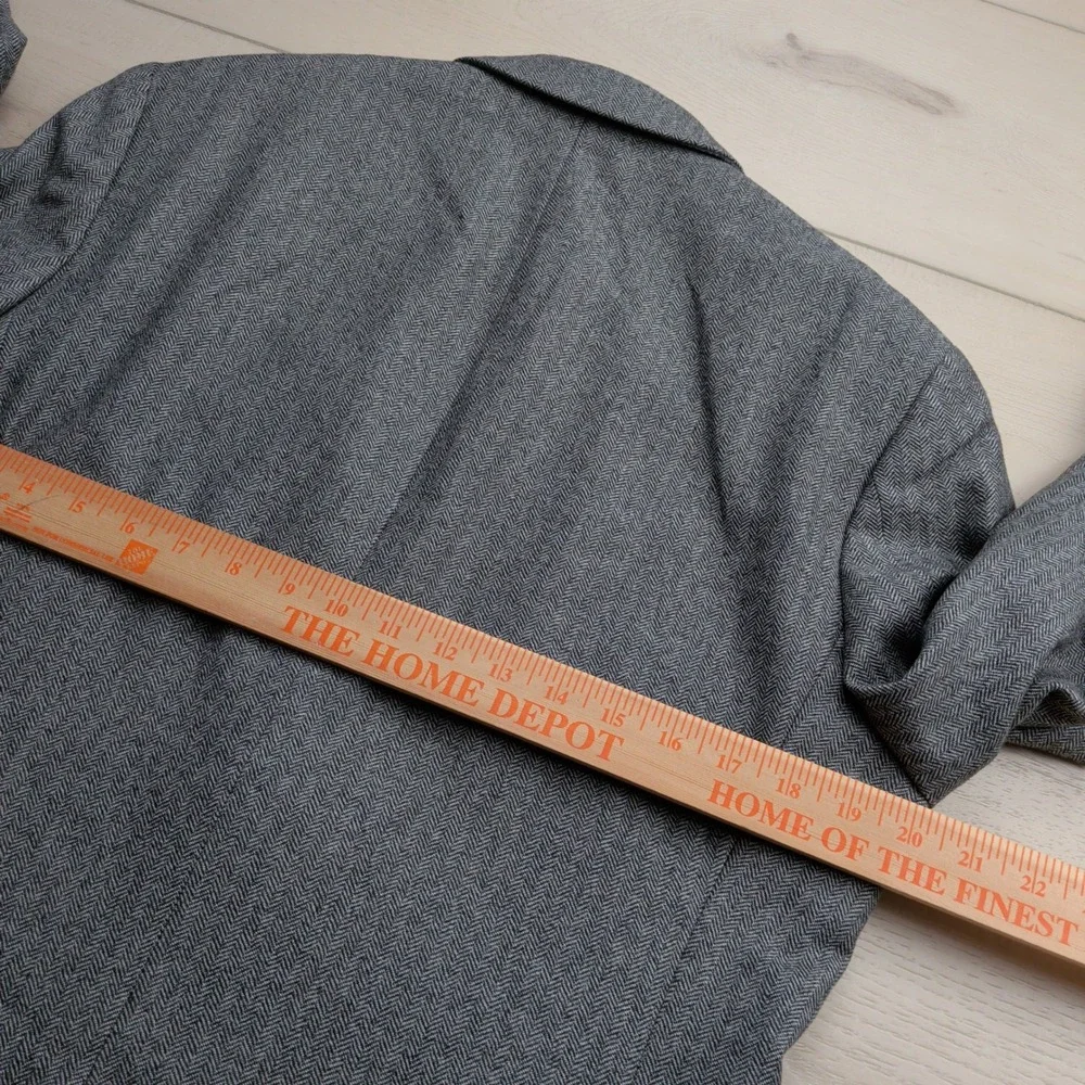 Banana Republic Wool Blazer Mens 40S Marzotto Grey Herringbone Slim Sport Coat